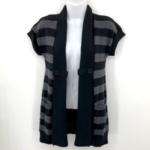 SO Short Sleeved Open Cardigan w/ Beautiful Minimalist Details Size M